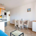 Apartament Adriatic Escape *