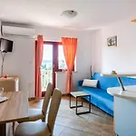 Apartament Adriatic Escape Gornji Karin