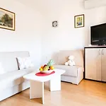 Apartament Adriatic Escape